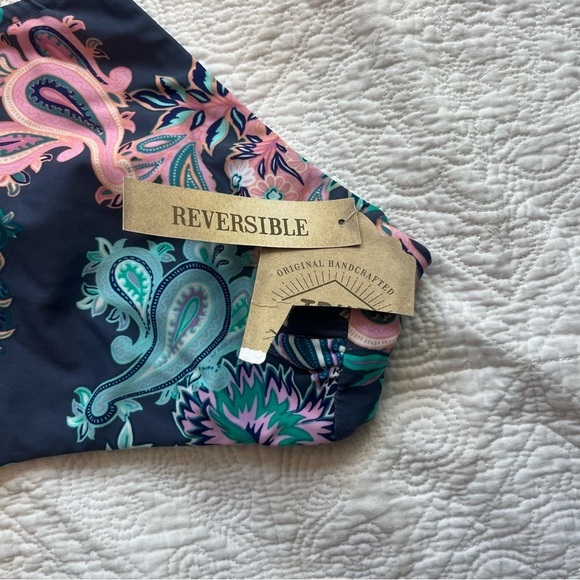 True Craft Reversible High Neck Adjustable Halter Bikini Swim Top Size Medium - Picture 7 of 8